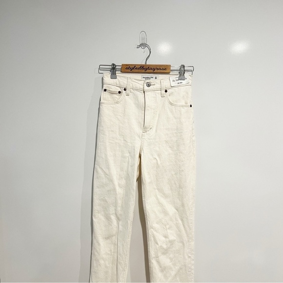 NWT Abercrombie & Fitch Ultra High Rise 90s Straight Jean Cream Stone - Picture 7 of 14
